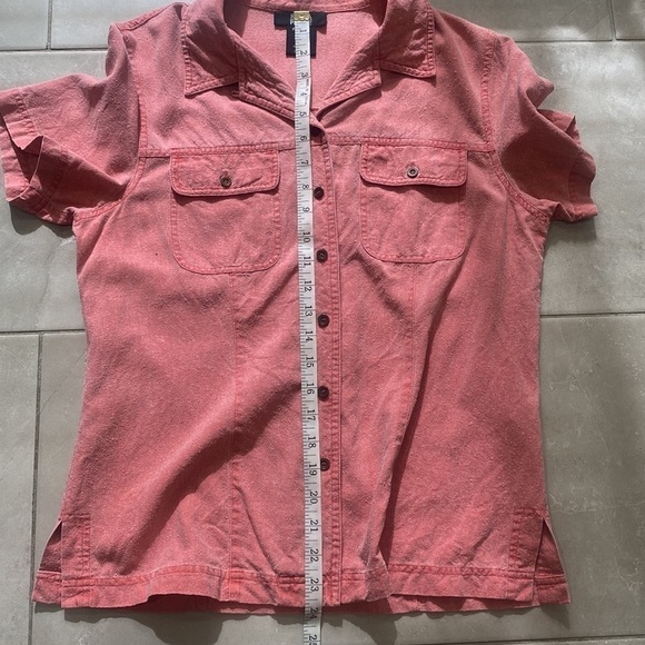 100% Silk Button Up Top - Picture 11 of 13